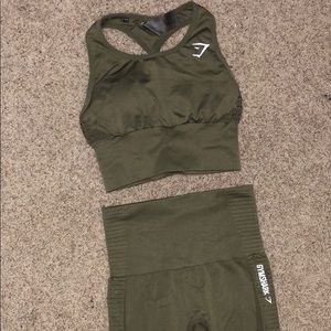 Crop top with high wasted full length leggings